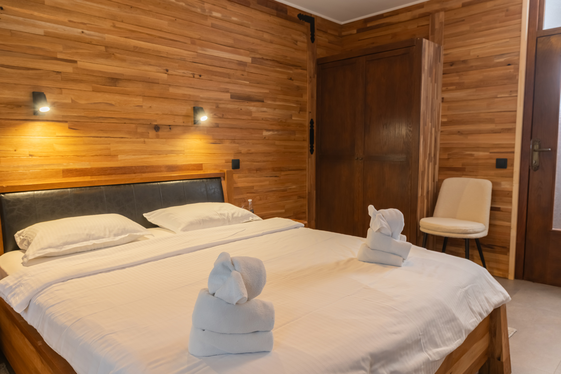 Двойна Стая